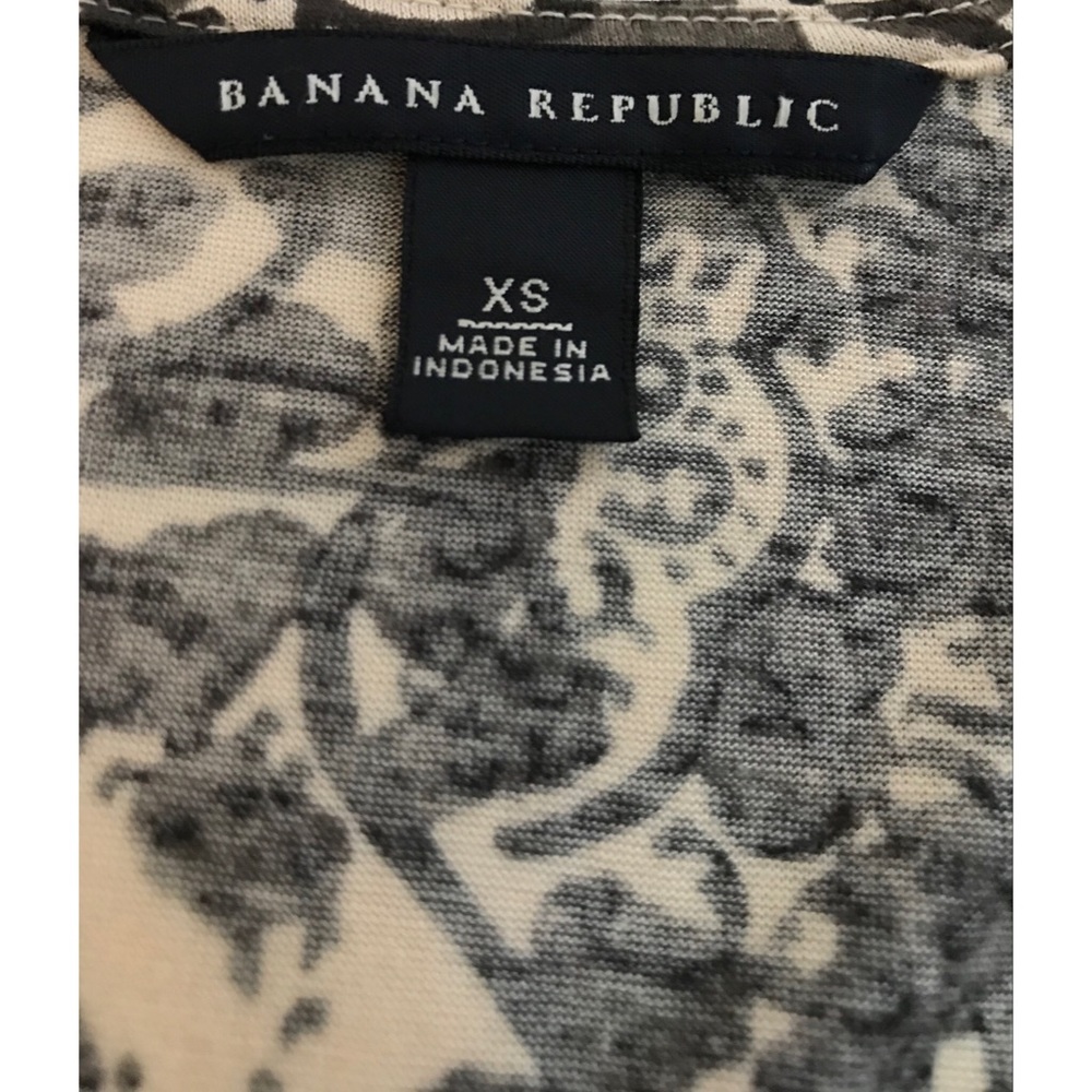 Banana Republic Ruffled Front Top XS - Picture 8 of 10